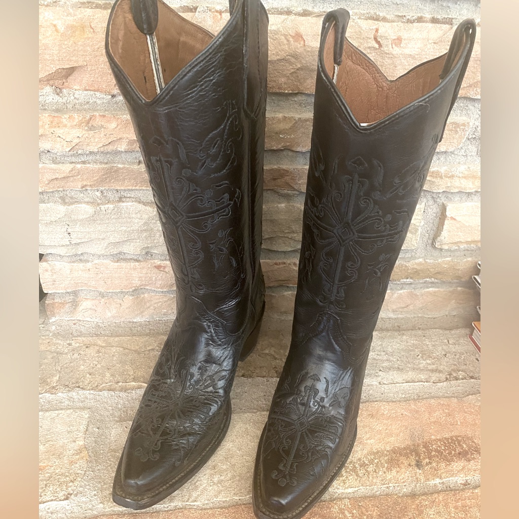 Authentic Black Leather Cowboy Boots. Women’s Size 8 1/2.